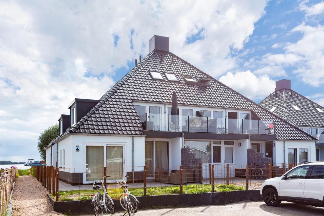 Welcome In - Paviljoenwei 10, Appartement 39 'Mar' Sneek - Offingawier 외부 사진
